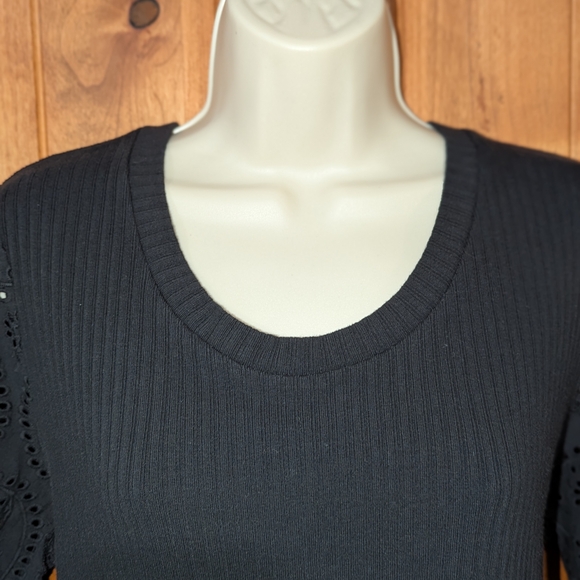 Design History Black Ribbed Ruffled Blouse - Picture 3 of 9